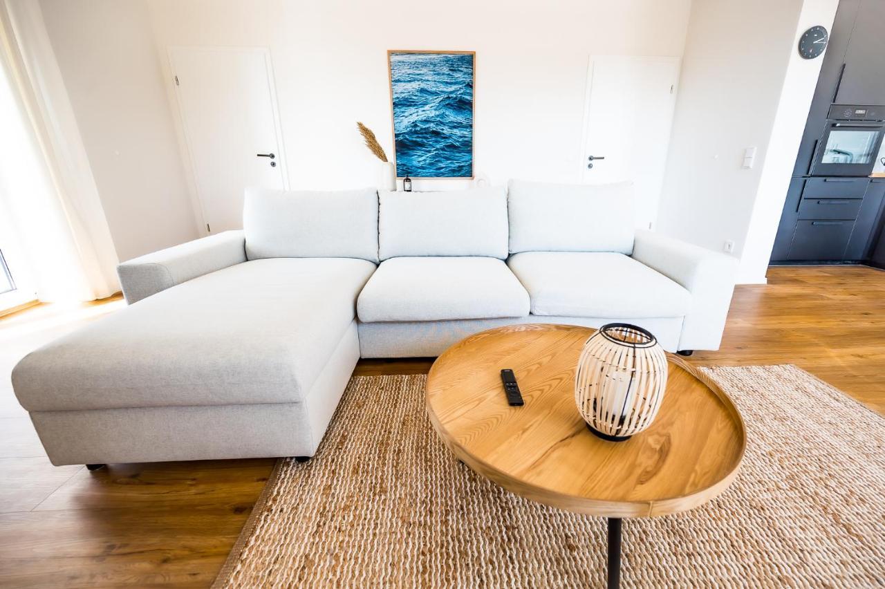 Wunderschoene Mit Feldblick Und Balkon, Mit Kostenlosem Wlan Und Strandfahrrad, Haustiere Erlaubt Apartment *